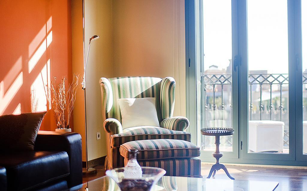 You Stylish The Most Luxury Apartment Барселона Екстериор снимка